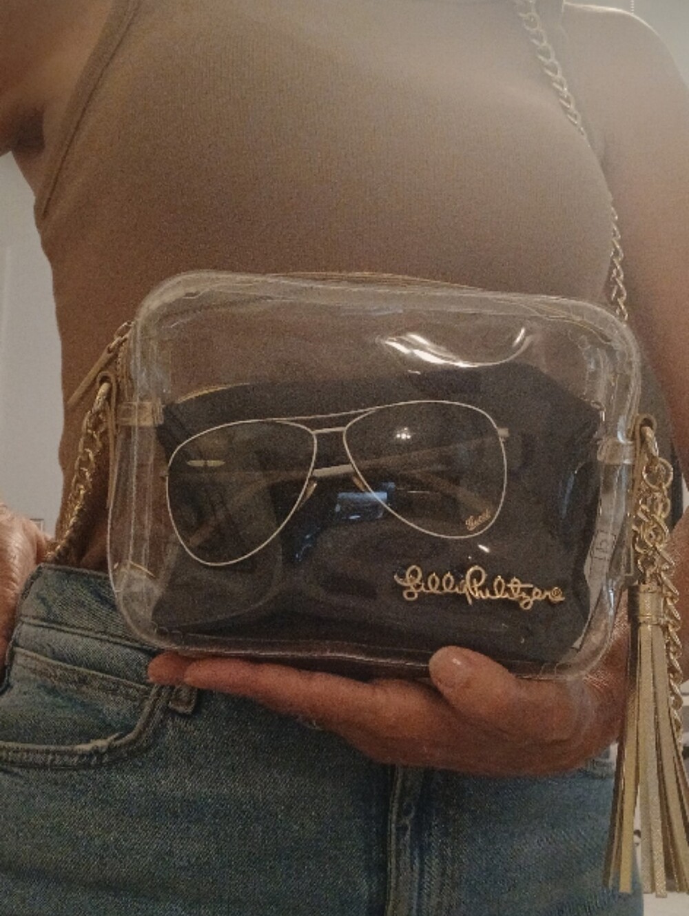Lilly Pulitzer Clear PVC Crossbody Camera Bag With Gold Chain Strap.